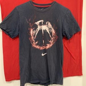 Black Nike T-shirt